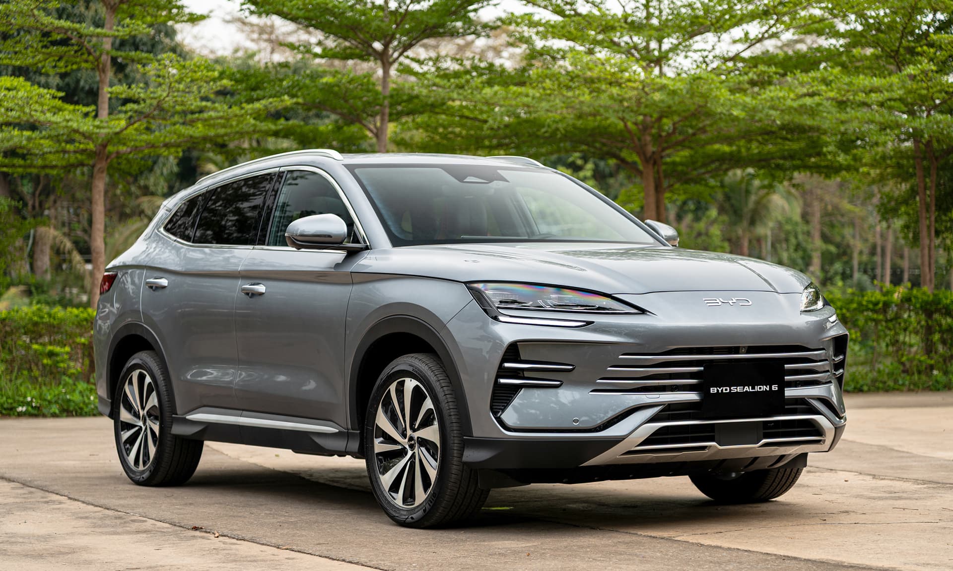 2025 BYD Sealion 6 DM-i