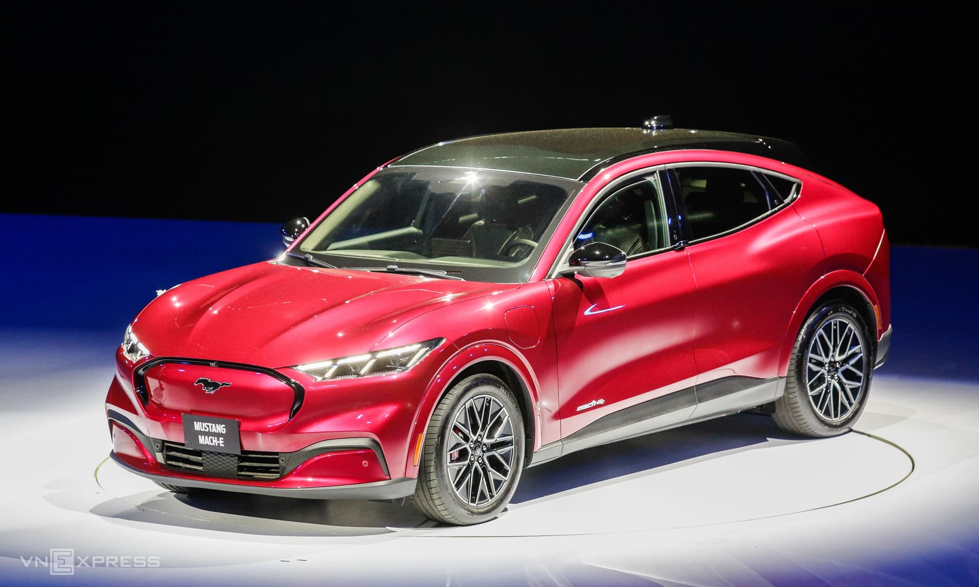 2025 Ford Mustang Mach-E